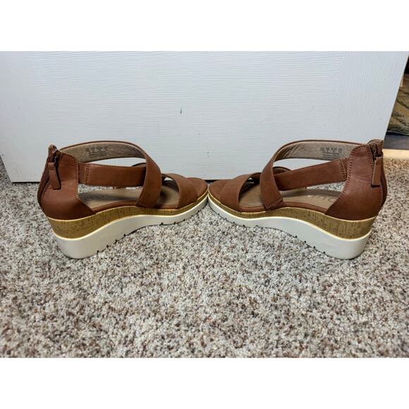 NATURALIZER SOUL GOODTIMES Women's heeled Sandals, size 7.5W (WIDE) - Picture 6 of 10